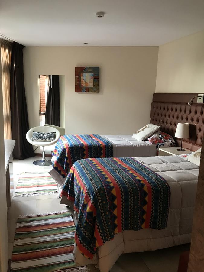 Hotel Aeropuerto Ezeiza Casa De Mr Monte Grande Extérieur photo